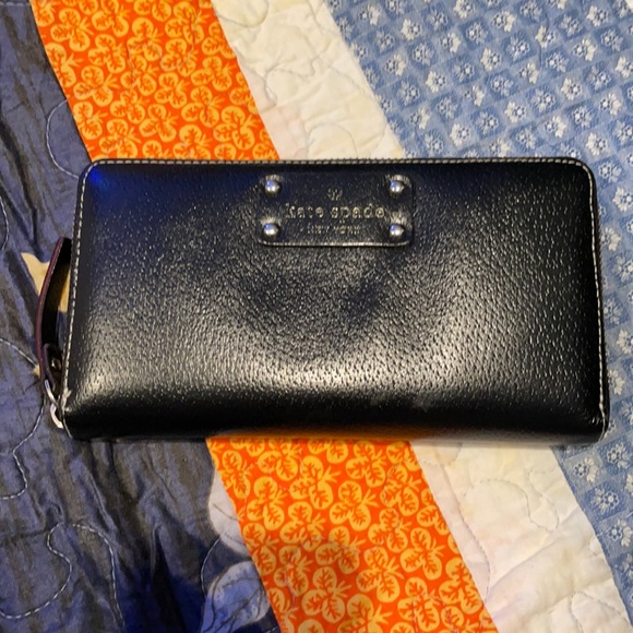 kate spade Handbags - USED Kate Spade Large Continental Zipper Wallet